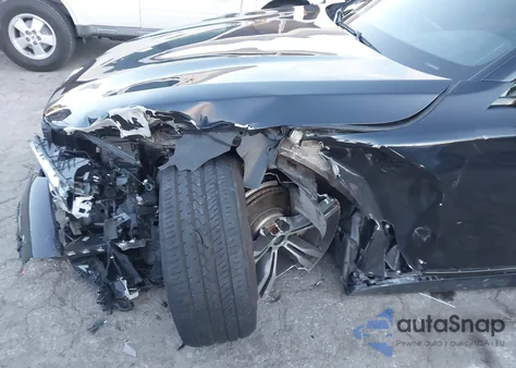 2019 BMW 740I из США, поврежденный, VIN WBA7E2C59KB218235